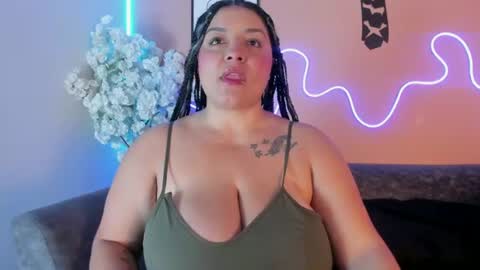 Snapshot of karo_linee chatting on 07/02/26, 12:11 karo_linee online show from 07/02/26, 12:11