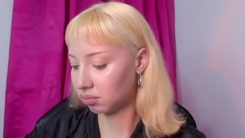 Karo online show from 06/19/26, 01:32
