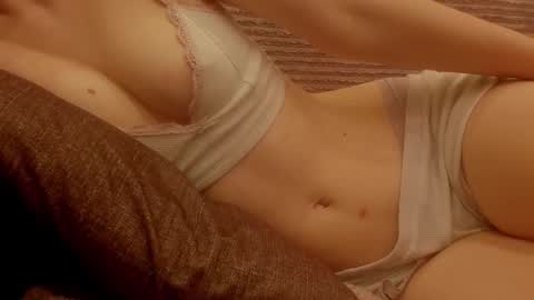 Snapshot of karoian chatting on 01/14/26, 12:44 karoian online show from 01/14/26, 12:44