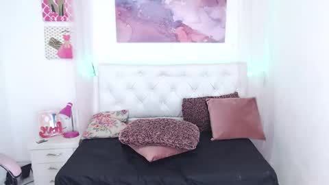 Snapshot of karol_adams_1 chatting on 02/07/25, 12:53 karol online show from 02/07/25, 12:53