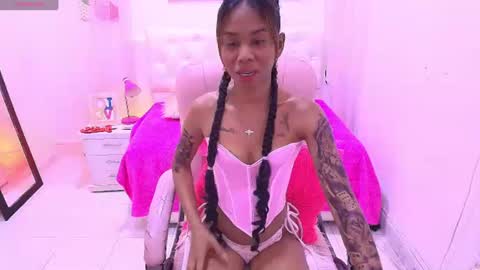 Snapshot of karol_adams_1 chatting on 07/10/26, 04:39 karol online show from 07/10/26, 04:39