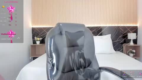 karol_cortes online show from 06/23/26, 12:14