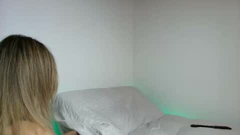 Snapshot of karol_goode chatting on 11/14/25, 09:02 karol_goode online show from 11/14/25, 09:02