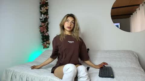 Snapshot of karol_goode chatting on 12/04/25, 08:17 karol_goode online show from 12/04/25, 08:17