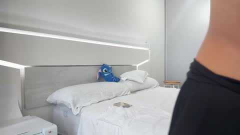 Snapshot of karol_loves chatting on 10/02/25, 09:38 Karol online show from 10/02/25, 09:38