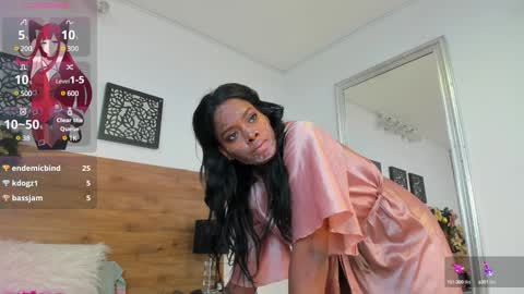 Snapshot of karol_scott1 chatting on 01/05/25, 11:26 KAROL SCOTT online show from 01/05/25, 11:26