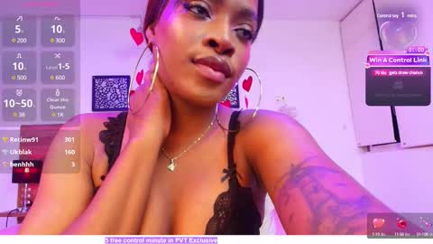 Snapshot of karol_scott1 chatting on 03/12/25, 01:47 KAROL SCOTT online show from 03/12/25, 01:47