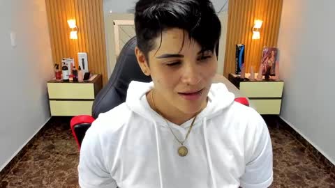 Snapshot of karolandluna chatting on 09/09/25, 07:35 Karol and Luna online show from 09/09/25, 07:35