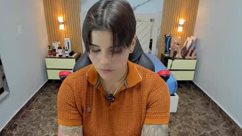 Snapshot of karolandluna chatting on 11/10/25, 07:57 Karol and Luna online show from 11/10/25, 07:57