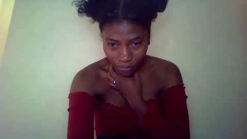 karoliee online show from 04/26/26, 06:22