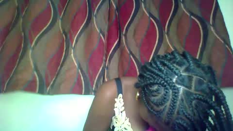 karoliee online show from 05/09/26, 04:34
