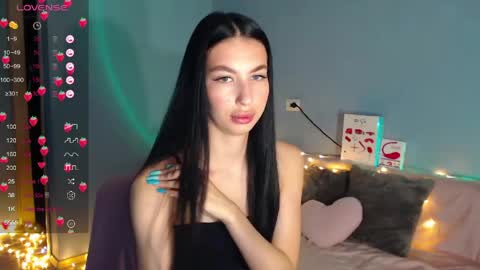 Kira online show from 02/28/26, 02:01