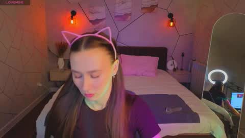 Karolina online show from 03/20/26, 09:47