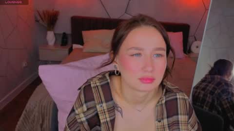 Karolina online show from 04/07/26, 01:17
