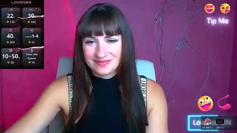 Caroline online show from 09/13/25, 05:51