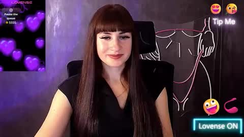 Caroline online show from 10/04/25, 08:34