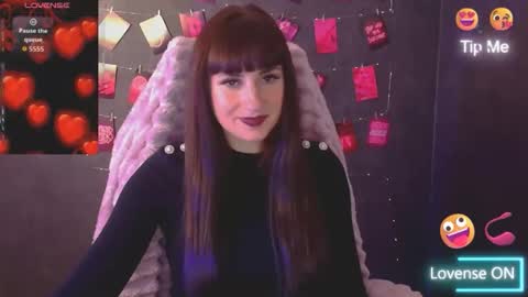 Caroline online show from 10/23/25, 08:35