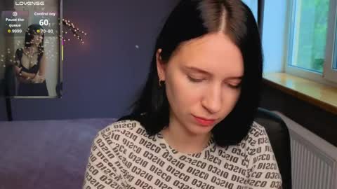 Karolina online show from 06/04/26, 05:35