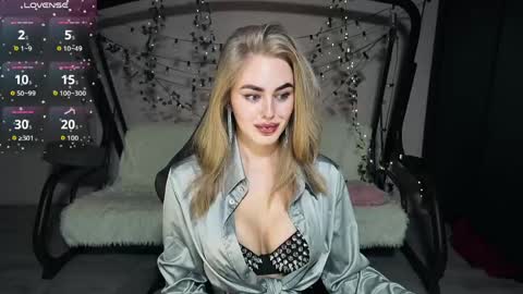 Snapshot of karolinahayes chatting on 04/03/26, 05:22 KarolinaHayes online show from 04/03/26, 05:22