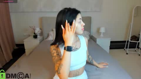 Karolina online show from 01/19/26, 05:55