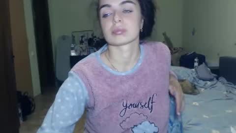 Mila online show from 12/12/24, 07:48