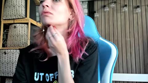 karoline121 online show from 10/22/25, 07:41