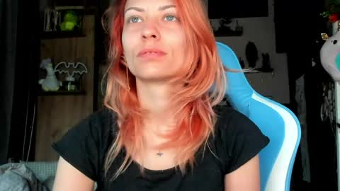 karoline121 online show from 04/26/26, 03:15