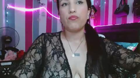 Snapshot of karoline_lovex chatting on 11/17/25, 04:24 karoline_lovex online show from 11/17/25, 04:24