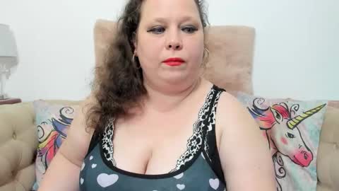 Snapshot of karolinejoyy chatting on 02/14/26, 08:38 KarolineJoyy online show from 02/14/26, 08:38