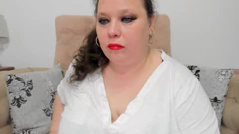 Snapshot of karolinejoyy chatting on 03/01/26, 07:38 KarolineJoyy online show from 03/01/26, 07:38