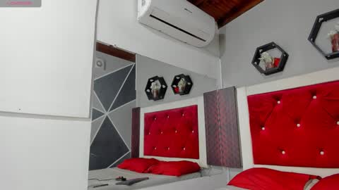 Karol online show from 03/04/25, 11:19