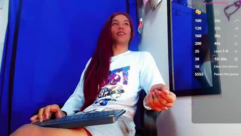 Snapshot of karoll_scoott chatting on 12/03/24, 07:44 karol online show from 12/03/24, 07:44