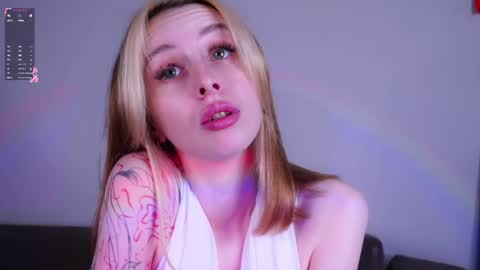 Angel online show from 03/29/26, 01:49