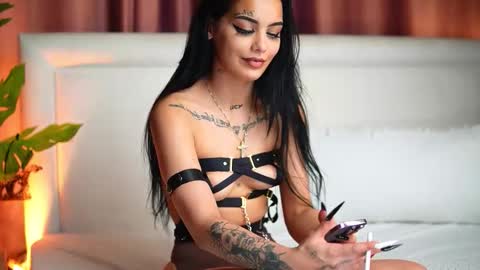  Karsyn  online show from 11/19/25, 11:38