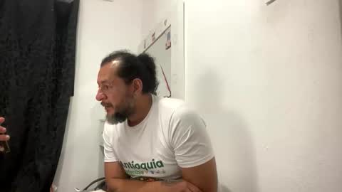 Karu online show from 01/14/26, 03:23