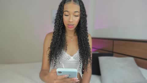 Kary Moon online show from 10/26/25, 07:42