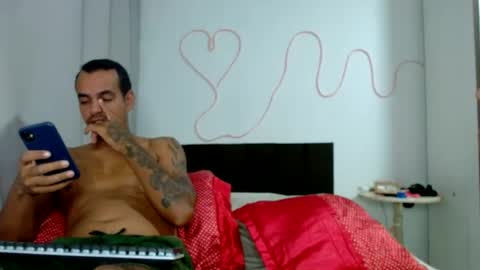 Snapshot of kasaltaradinho chatting on 07/09/26, 07:18 Tamires e Maicon online show from 07/09/26, 07:18
