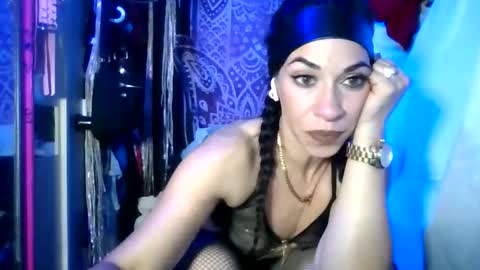 Snapshot of kash_kitty13 chatting on 05/10/26, 10:20 kash_kitty13 online show from 05/10/26, 10:20