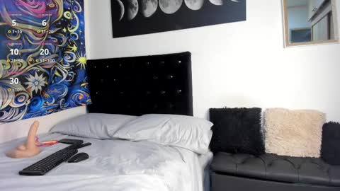 Snapshot of kassandra11_ chatting on 02/11/25, 10:59 Kassandra  online show from 02/11/25, 10:59