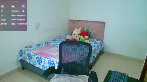 Kassandra online show from 04/22/26, 01:45