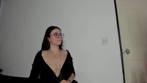 Snapshot of kassandra_james chatting on 03/08/25, 11:49 kassandra james online show from 03/08/25, 11:49