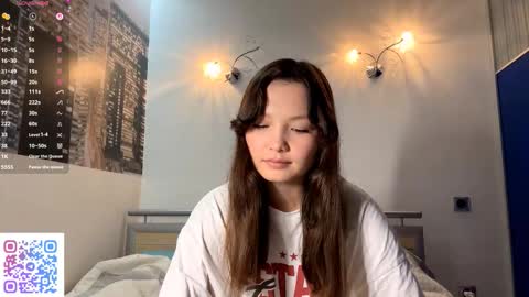 Snapshot of kassandrataulbee chatting on 09/17/25, 09:44 Kira online show from 09/17/25, 09:44