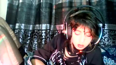 Snapshot of kasskittenboy30 chatting on 06/14/26, 05:37 kasskittenboy30 online show from 06/14/26, 05:37
