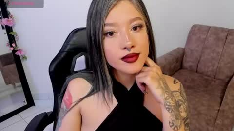 Alicia online show from 06/19/26, 11:41