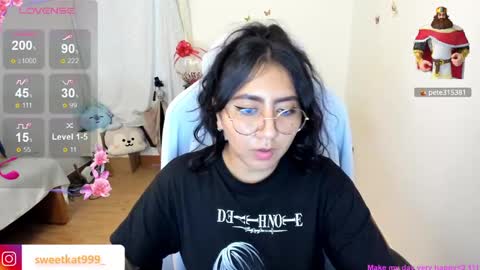 Snapshot of kat_ly_chan chatting on 02/18/25, 05:42 Kat       online show from 02/18/25, 05:42