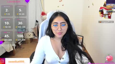 Snapshot of kat_ly_chan chatting on 03/09/25, 06:43 Kat       online show from 03/09/25, 06:43