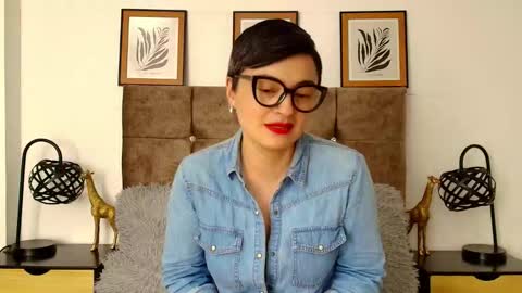 kat paradisse online show from 11/12/25, 09:36