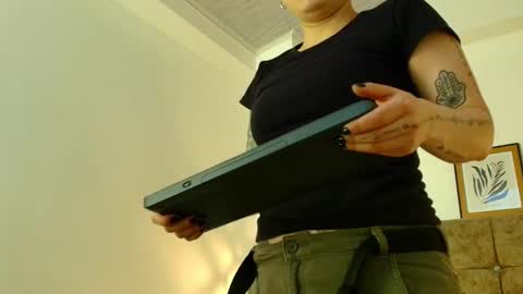 kat paradisse online show from 02/10/26, 11:47