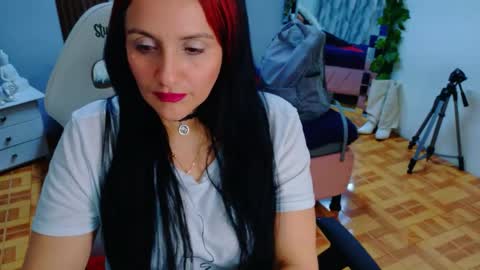 Snapshot of kataleya_29 chatting on 06/07/26, 04:11 kate online show from 06/07/26, 04:11