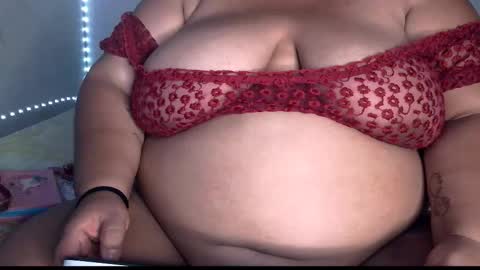 Snapshot of kataleyabig69 chatting on 10/27/25, 12:15 katele online show from 10/27/25, 12:15